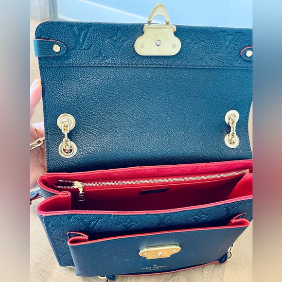 100% authentic Louis Vuitton Vavin PM Monogram Empreinte Leather blue/red - Picture 15 of 16